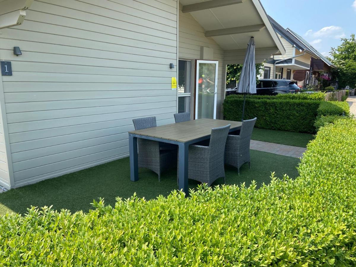 Chalet Eau Vive Maaseik Exterior foto