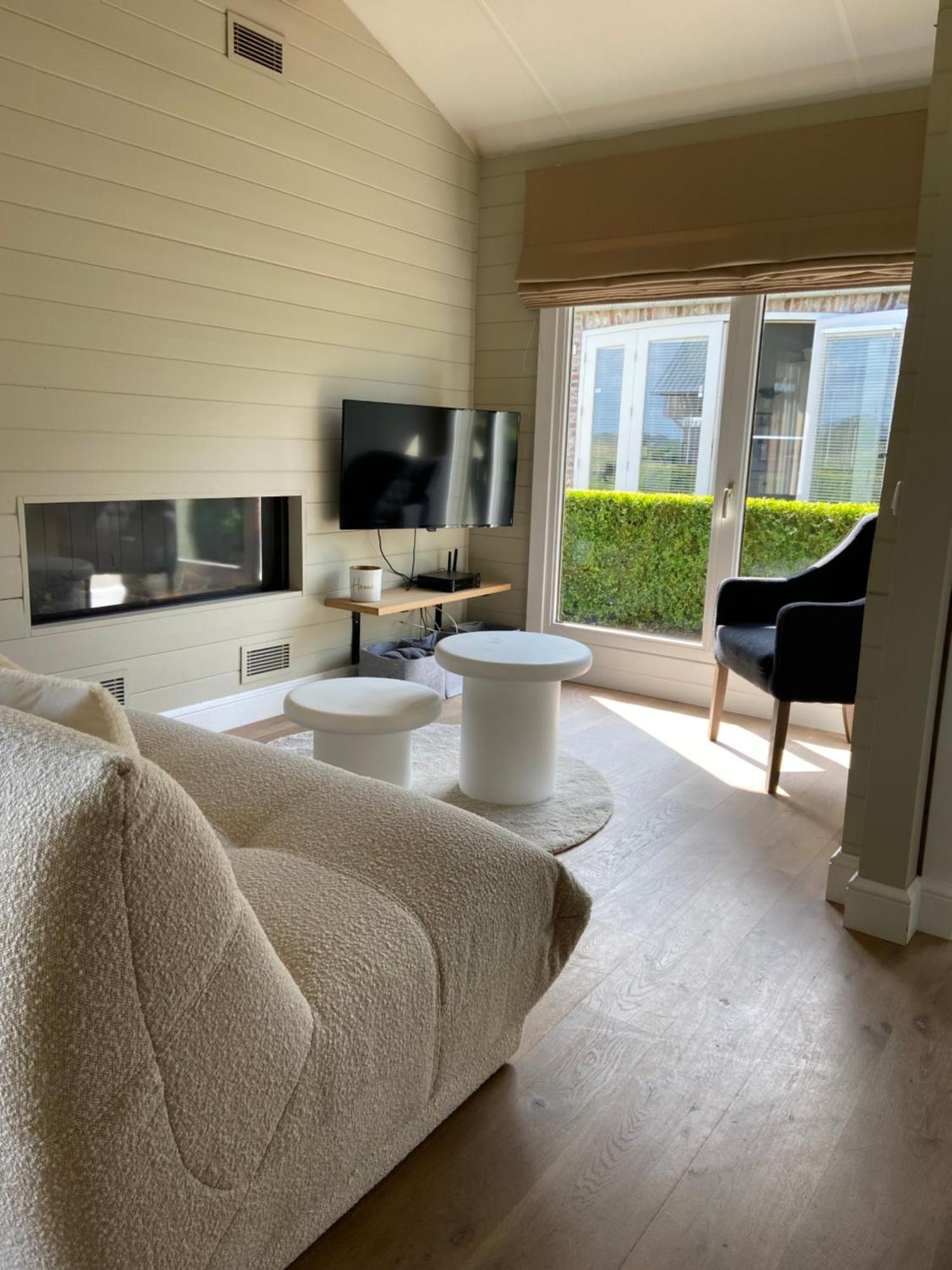 Chalet Eau Vive Maaseik Exterior foto